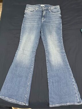 Good American Good Legs Split Back Pocket Jeans